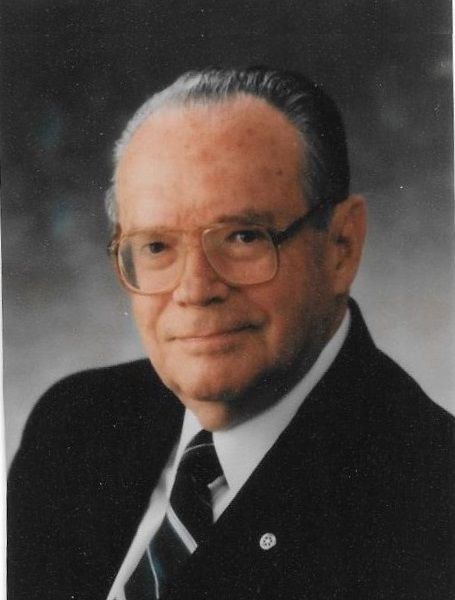 Warren Kindt - Class of 1943 - Washington High School