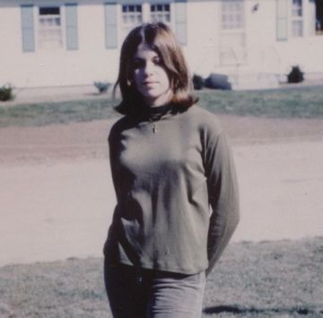 Elizabeth Hurter - Class of 1971 - Portsmouth High School