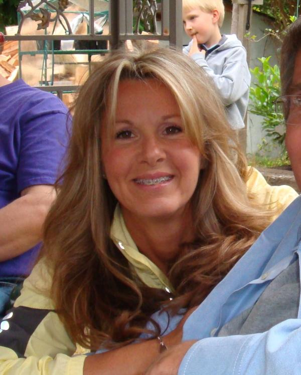 Kelly Salisbury - Class of 1981 - Edmonds Woodway High School