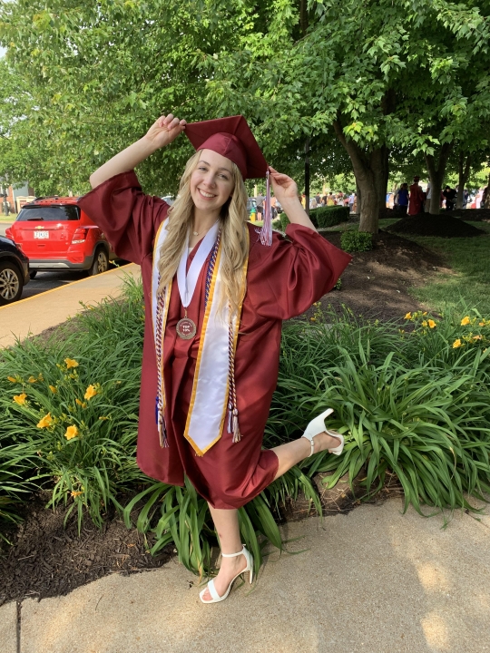 Alanna Bilyeu - Class of 2022 - St. Charles West High School