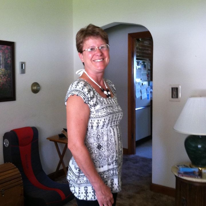 Lori Zellmer Voss Barber - Class of 1977 - Bettendorf High School