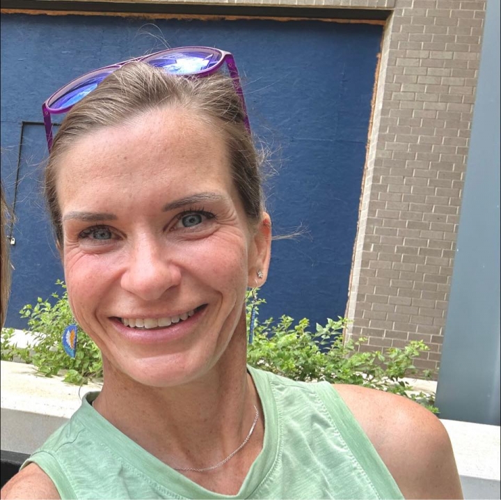 Emily Hinkle - Class of 2000 - Woodbridge High School