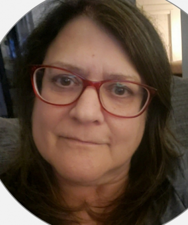 Linda LaRe - Class of 1975 - James W. Robinson High School