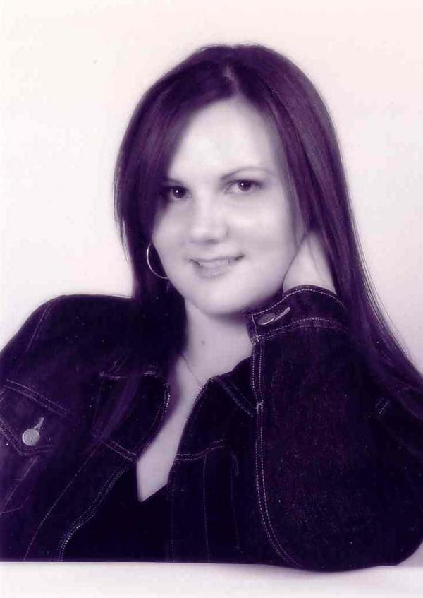Erin Leavitt - Class of 1998 - James W. Robinson High School