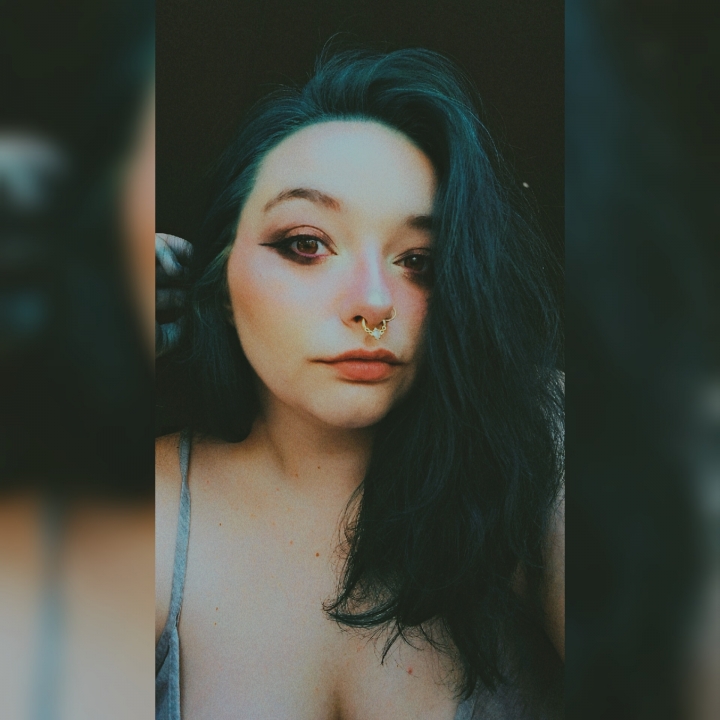 Caitlin Eakle - Class of 2015 - Valley View High School