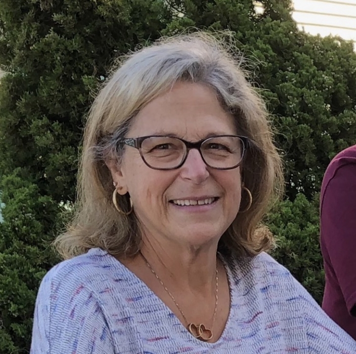 Pam Nadler - Class of 1974 - Ridgefield Memorial High School