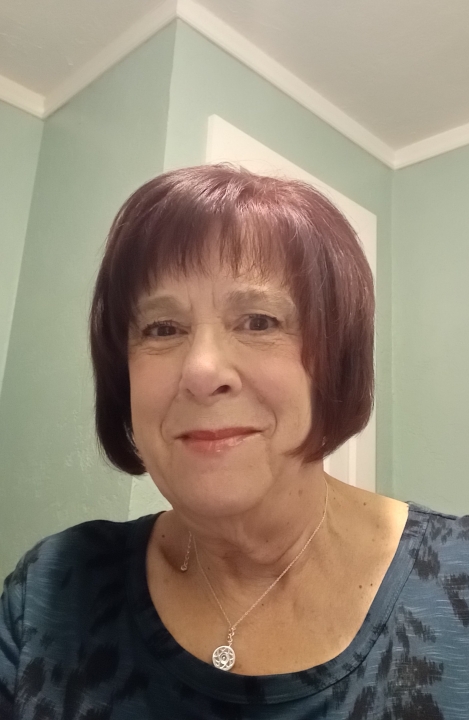 Lisa M Dell'amore Lisa M Dell'amore - Class of 1976 - Connetquot High School