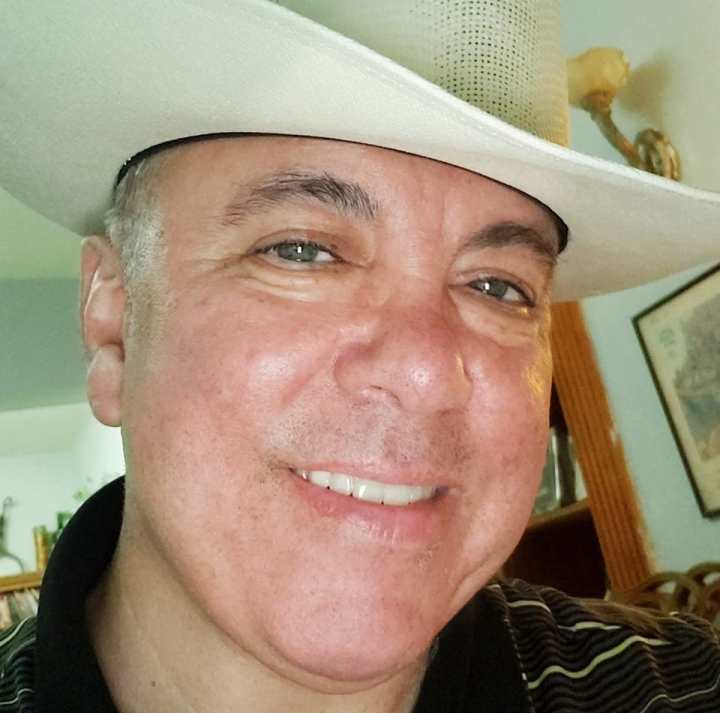 Oscar Hernando Oscar Munoz - Class of 1982 - Churchill High School
