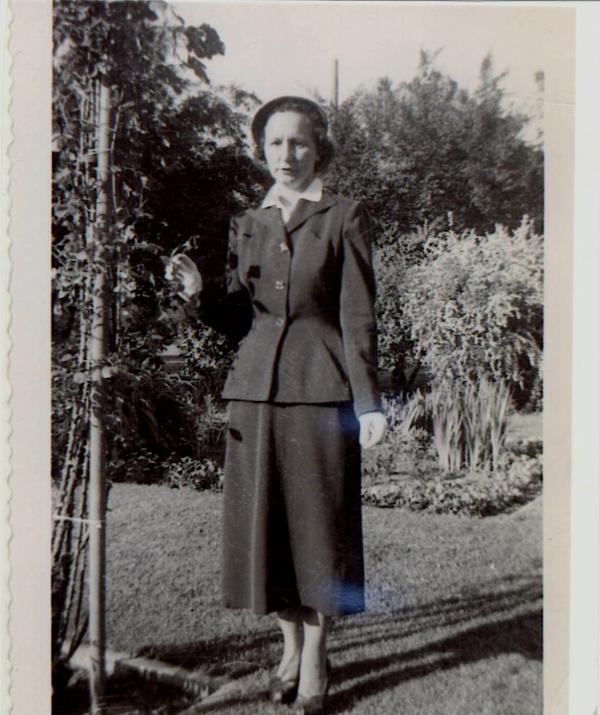 Regina Reeves - Class of 1936 - Linden High School