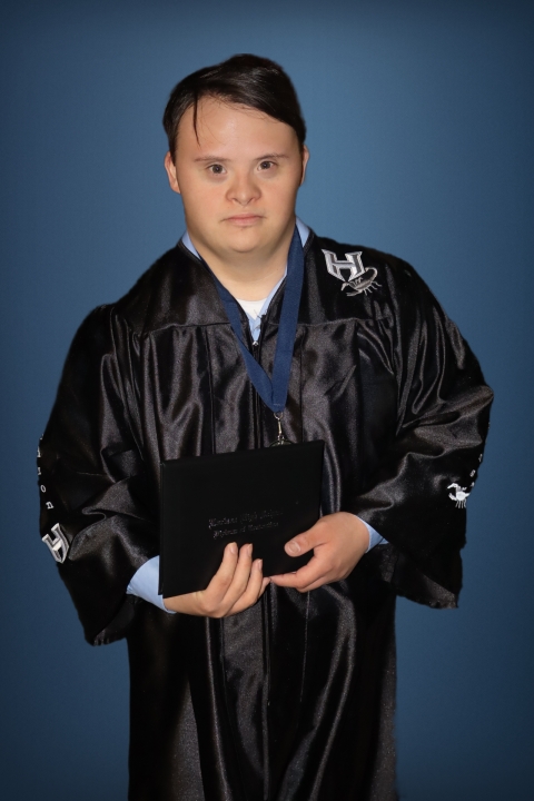 Alan Gachupin Barraza - Class of 2024 - Horizon High School
