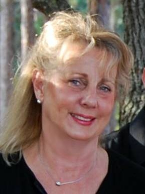 Karen Yonak - Class of 1970 - Half Hollow Hills East High School