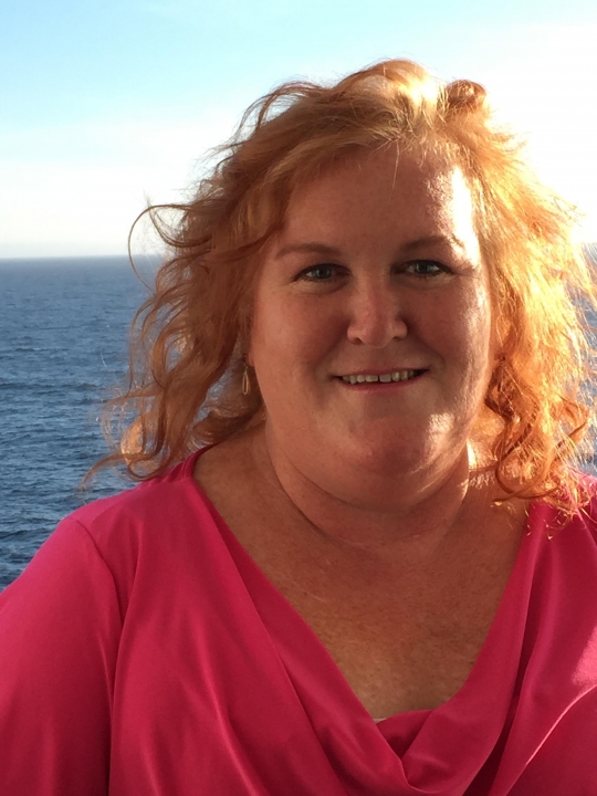 Holly Robinson - Class of 1982 - John Marshall High School