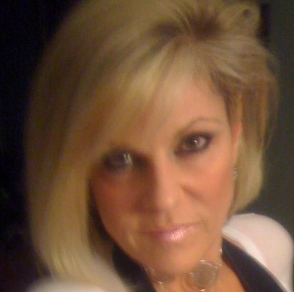 Linda Hilton - Class of 1981 - Memorial High School
