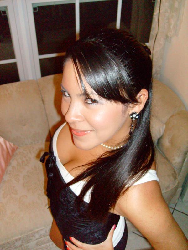 Shani Valencia - Class of 2005 - Alonso High School