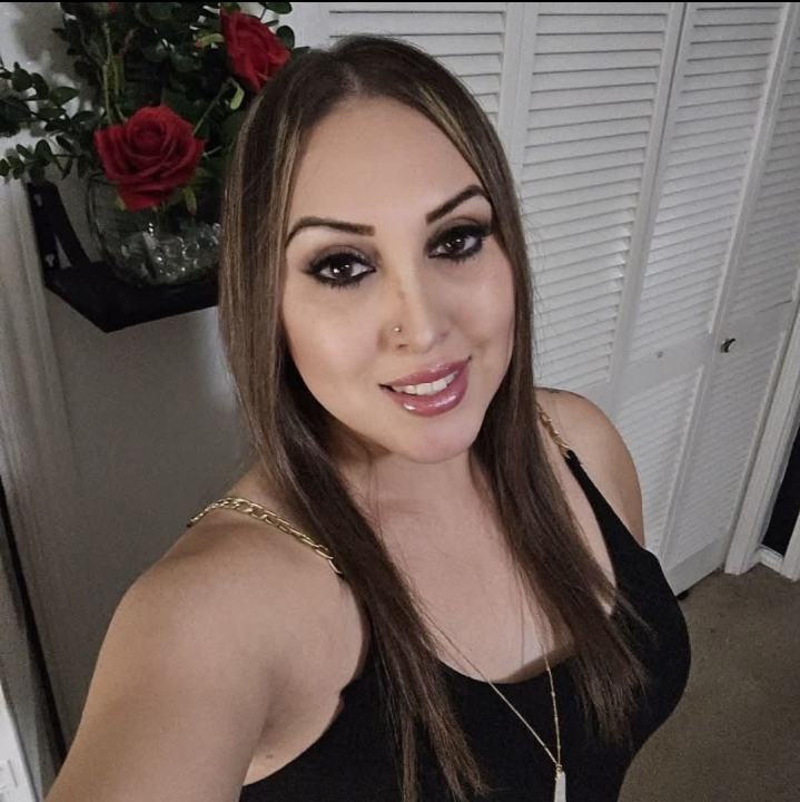 Ninfa Ninfa Kizay Garza - Class of 2005 - Del Valle High School
