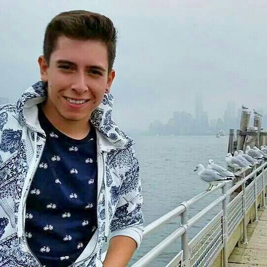 Oskar Villafuerte - Class of 2005 - Haltom High School