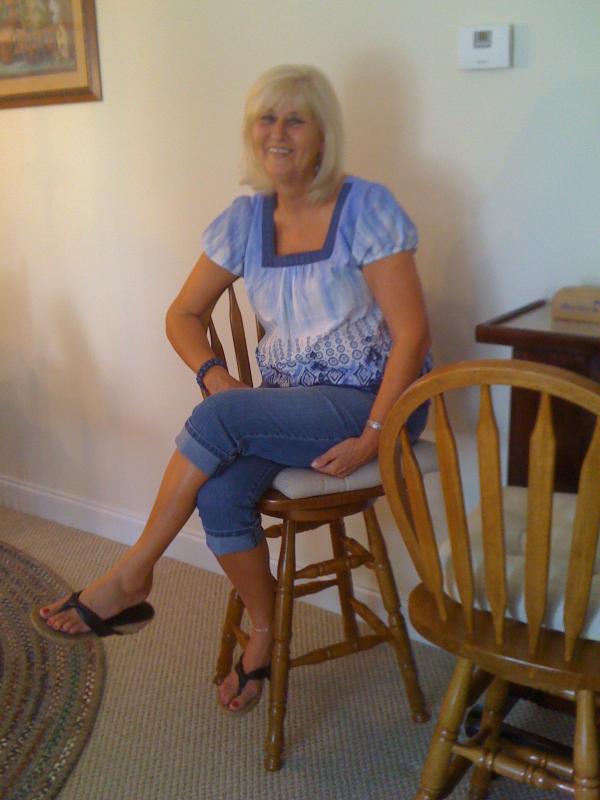 Bobbie Estes - Class of 1969 - Schafer High School