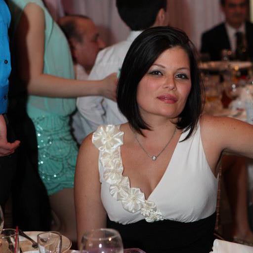 Leslie Aivazian - Class of 1998 - Austin High School
