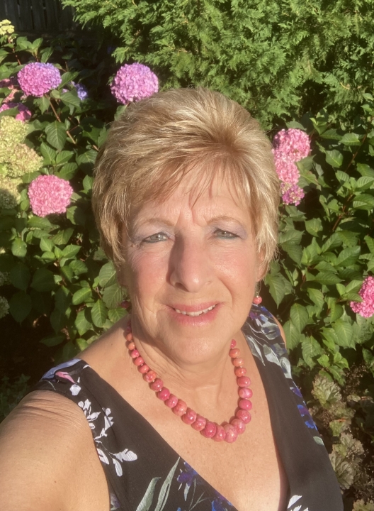 Anne Barone - Class of 1976 - Hamden High School