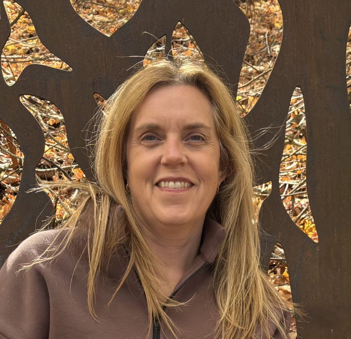 Lesley Jones - Class of 1995 - Central Elgin Collegiate Institute