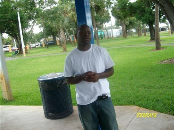 Tavaris Bragdon - Class of 2007 - Stranahan High School