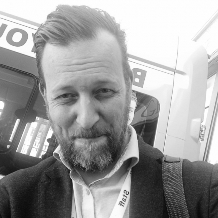 Gregory Gregory Simon Szarycz - Class of 1997 - Waterloo Collegiate