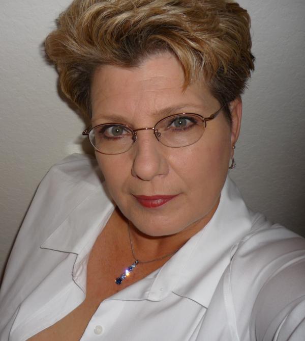 Caren Gunter - Class of 1971 - Chamberlain High School