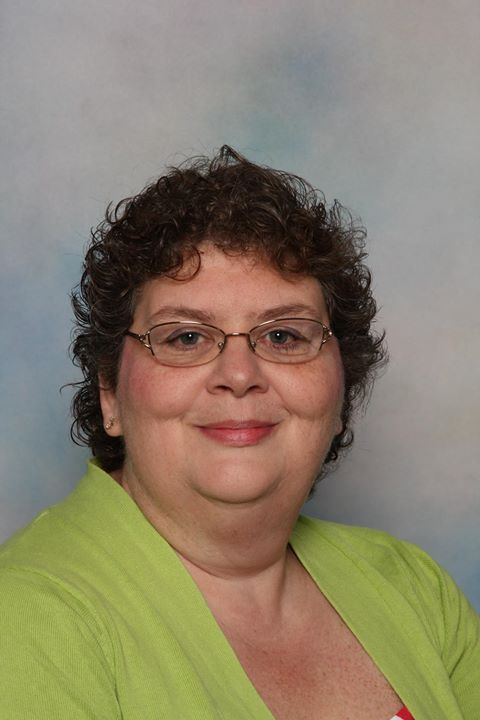 Linda Behymer - Class of 1976 - Dover High School