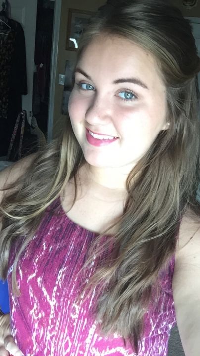 Kaitlyn Wahl - Class of 2015 - Navarre High School