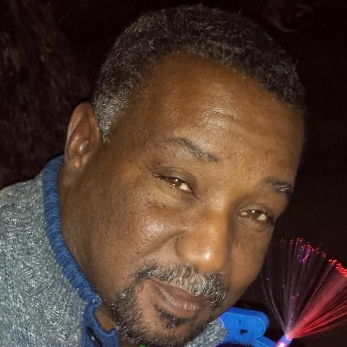 Michael Tucker - Class of 1983 - East St. Louis High School