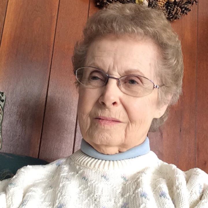 Elaine Rutter - Class of 1947 - Lockport High School