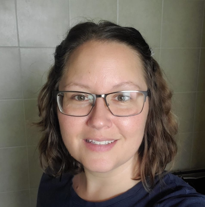 Melinda Perry - Class of 2000 - Glenbard West High School
