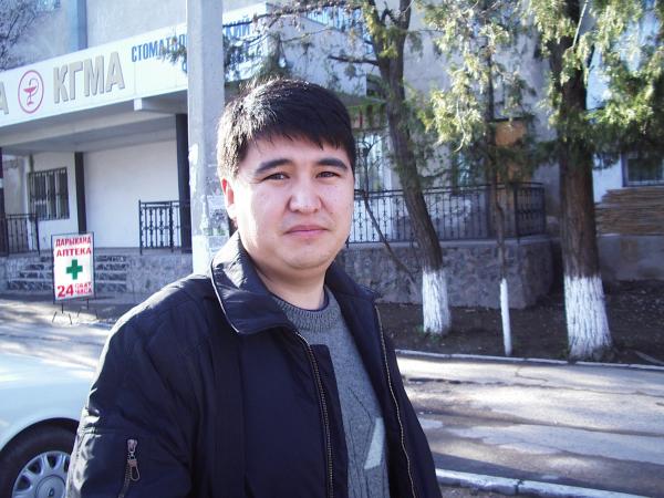 Kanat Degenbaev - Class of 2003 - Plant City High School