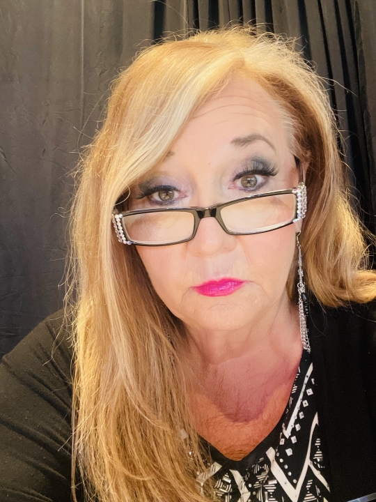 Shari Castles - Class of 1975 - Lincoln High School