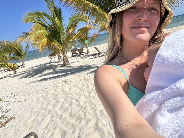 Haley Heller - Class of 2013 - Casa Roble High School