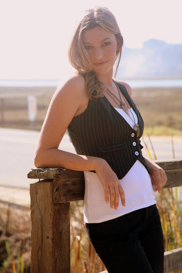 Sara Roseberry - Class of 2007 - San Marcos High School