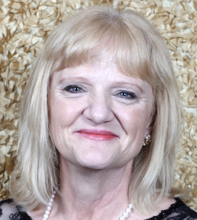 Liz Simington - Class of 1976 - El Capitan High School