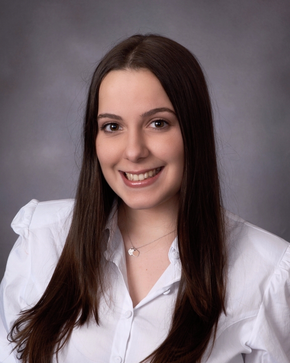 Gabriela Alves - Class of 2018 - Easton Area High School