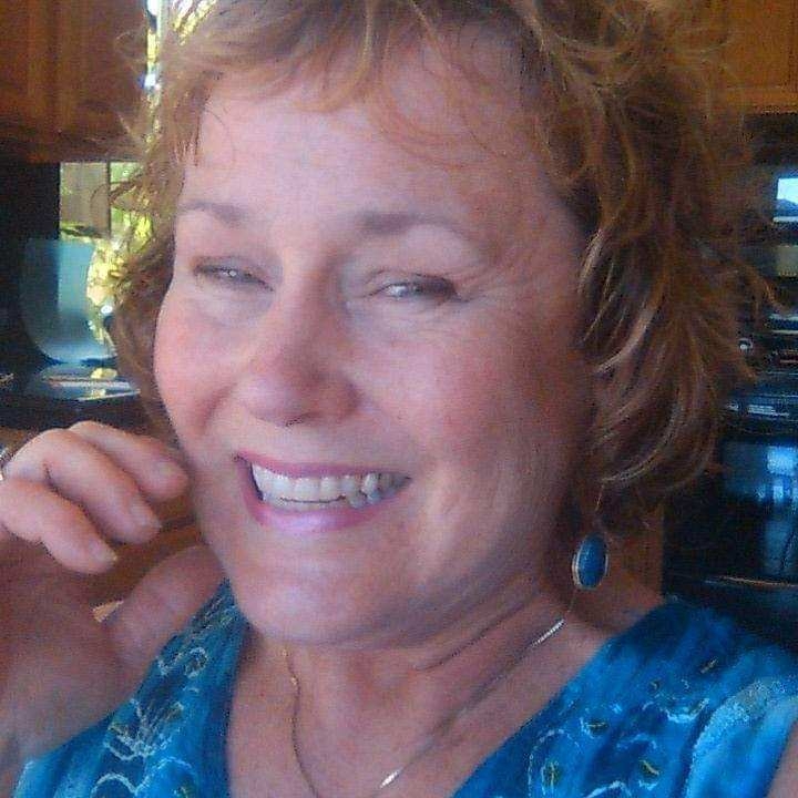 Linda Wagoner - Class of 1975 - Leigh High School