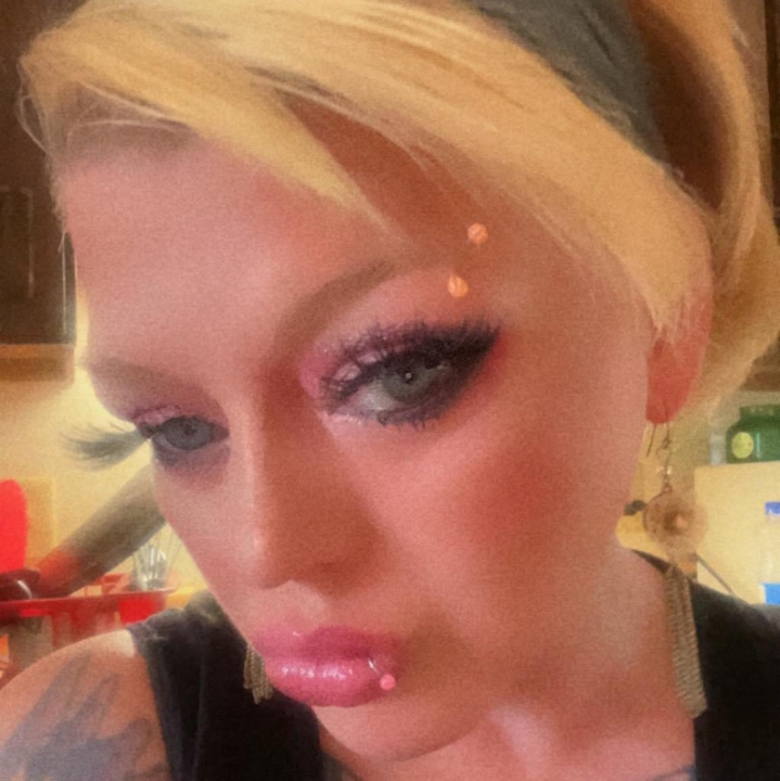 Victoria Lynch - Class of 2002 - Hastings High School