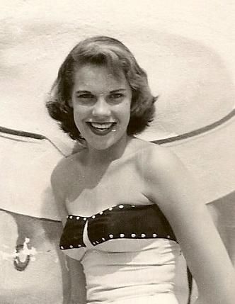 Barbara Nenno - Class of 1957 - Southeast High School