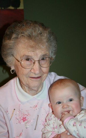 Darlyne Rippey - Class of 1945 - Benton High School