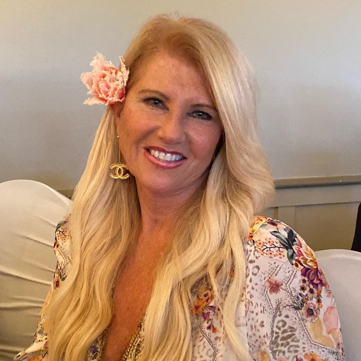 Christie Leslie - Class of 1977 - Lincoln High School