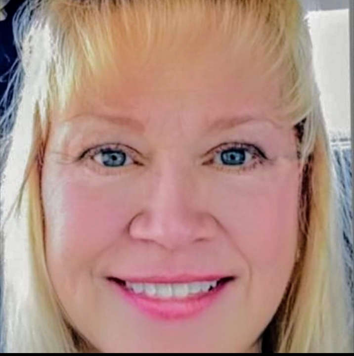 Tracy Milligan - Class of 1975 - Neenah High School