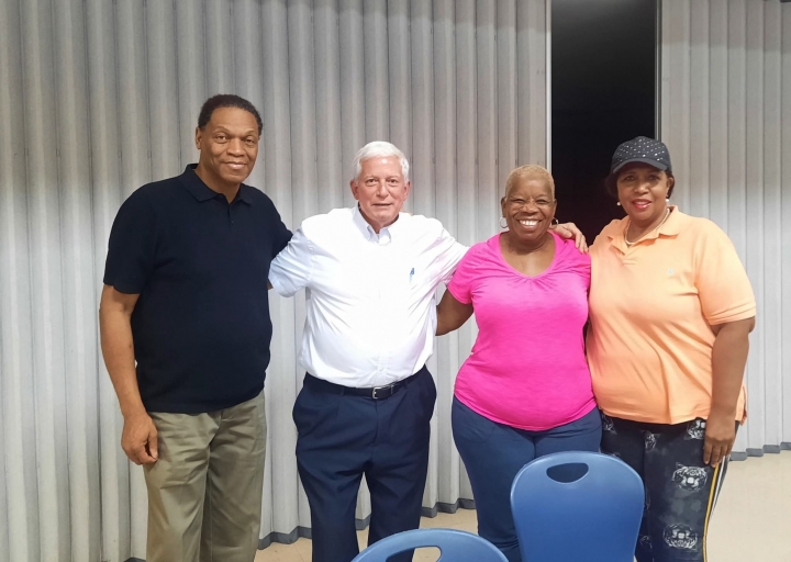 Robert E Lee High School Alumni Photo