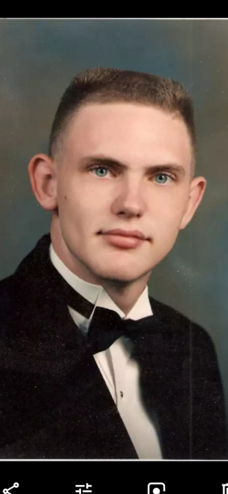 Kevin Lutz - Class of 1996 - Andrews High School
