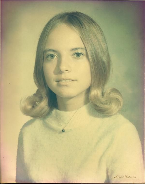 Michelle (shelly) Smith - Class of 1971 - Grosse Ile High School