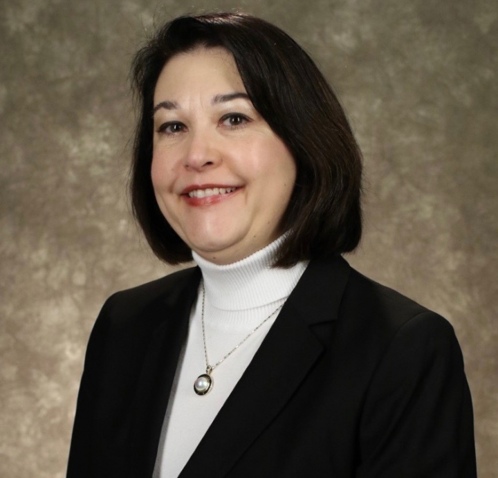 Sarah Hassanein - Class of 1984 - Shawnee Mission East High School