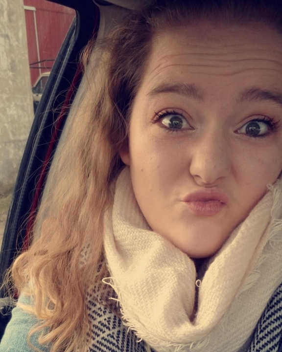 Allison Boelter - Class of 2014 - Johnsburg High School