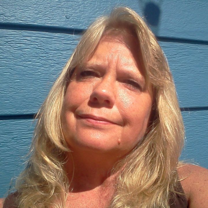 Larrene Unzelman - Class of 1979 - Lincoln High School